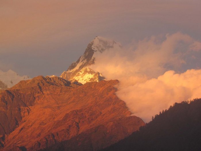 nepal-trekking-8_0.jpg
